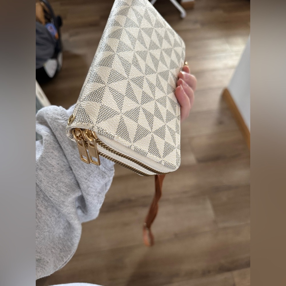 Geometric Patterned Cream And Brown Crossbody Wal… - image 2